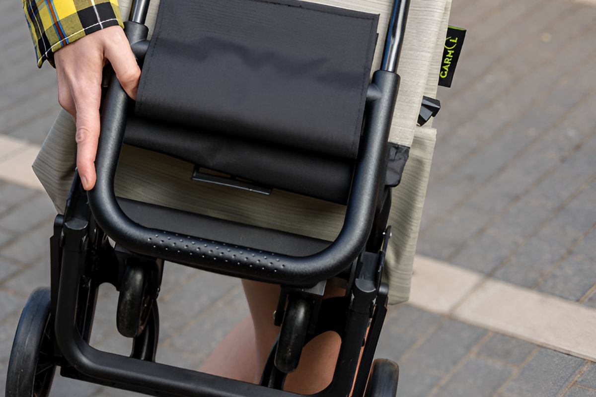 The Benefits of Foldable Shopping Trolleys